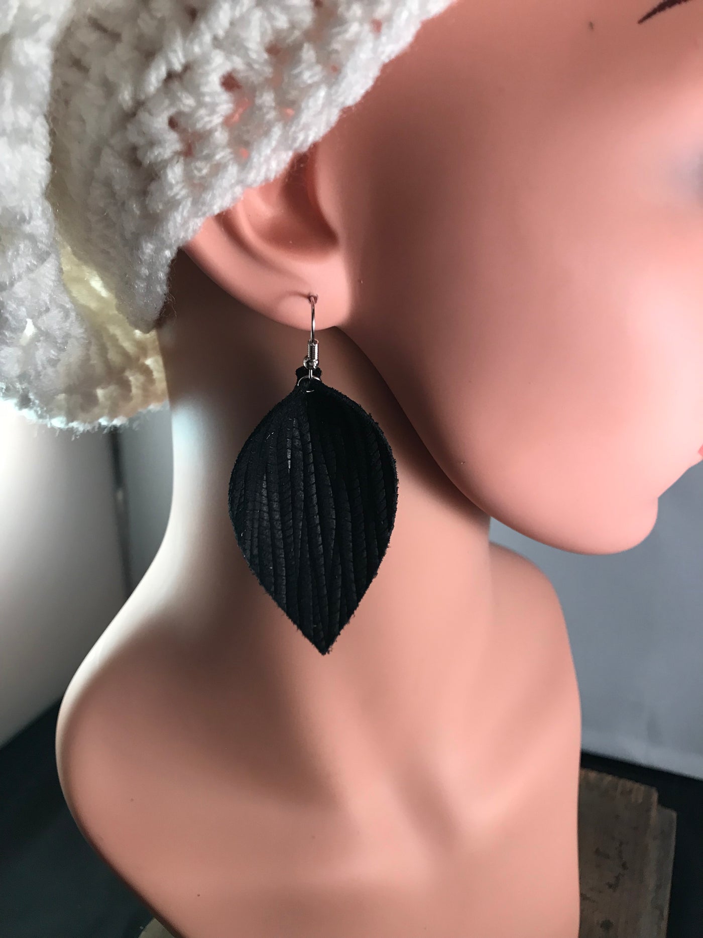 Black palm leaf textured leather earring - Jill's Jewels | Unique, Handcrafted, Trendy, And Fun Jewelry