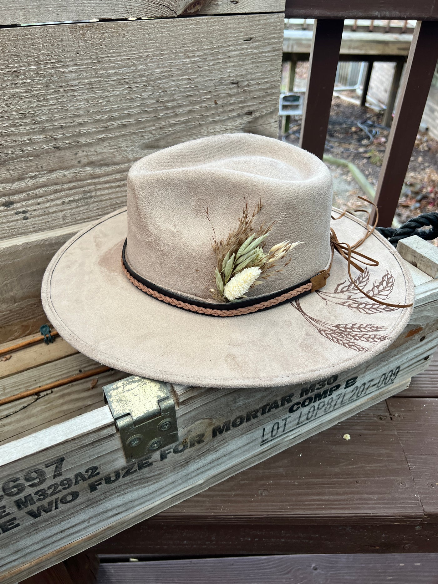 Beige Highland Cow Rancher Hat