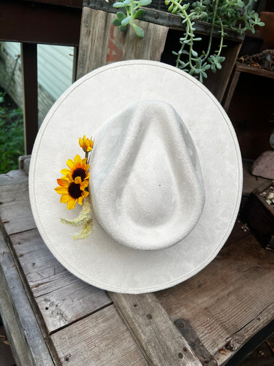 Ivory Painted Sunflower Hat