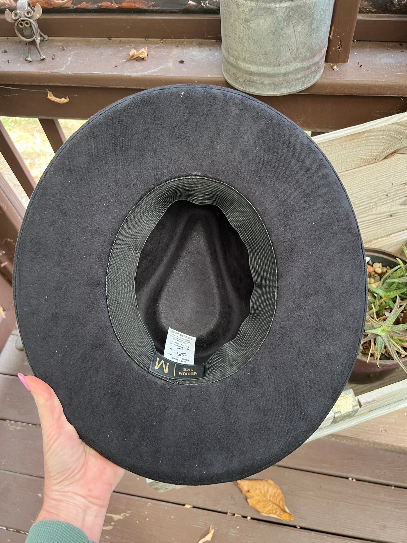 Black Pencil Brim Blue Floral Painted Hat