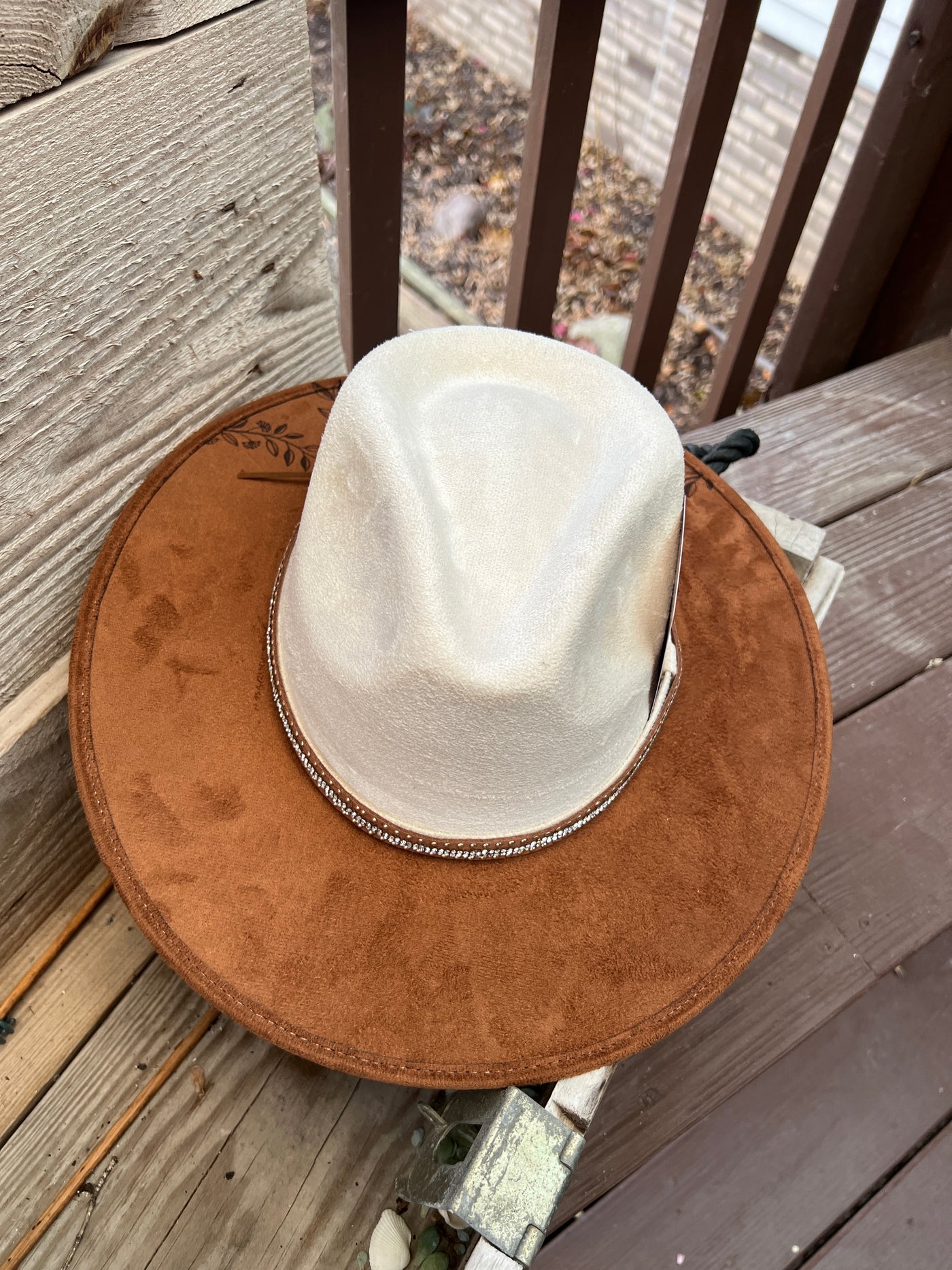 Two Tone Wildflower Rancher Hat