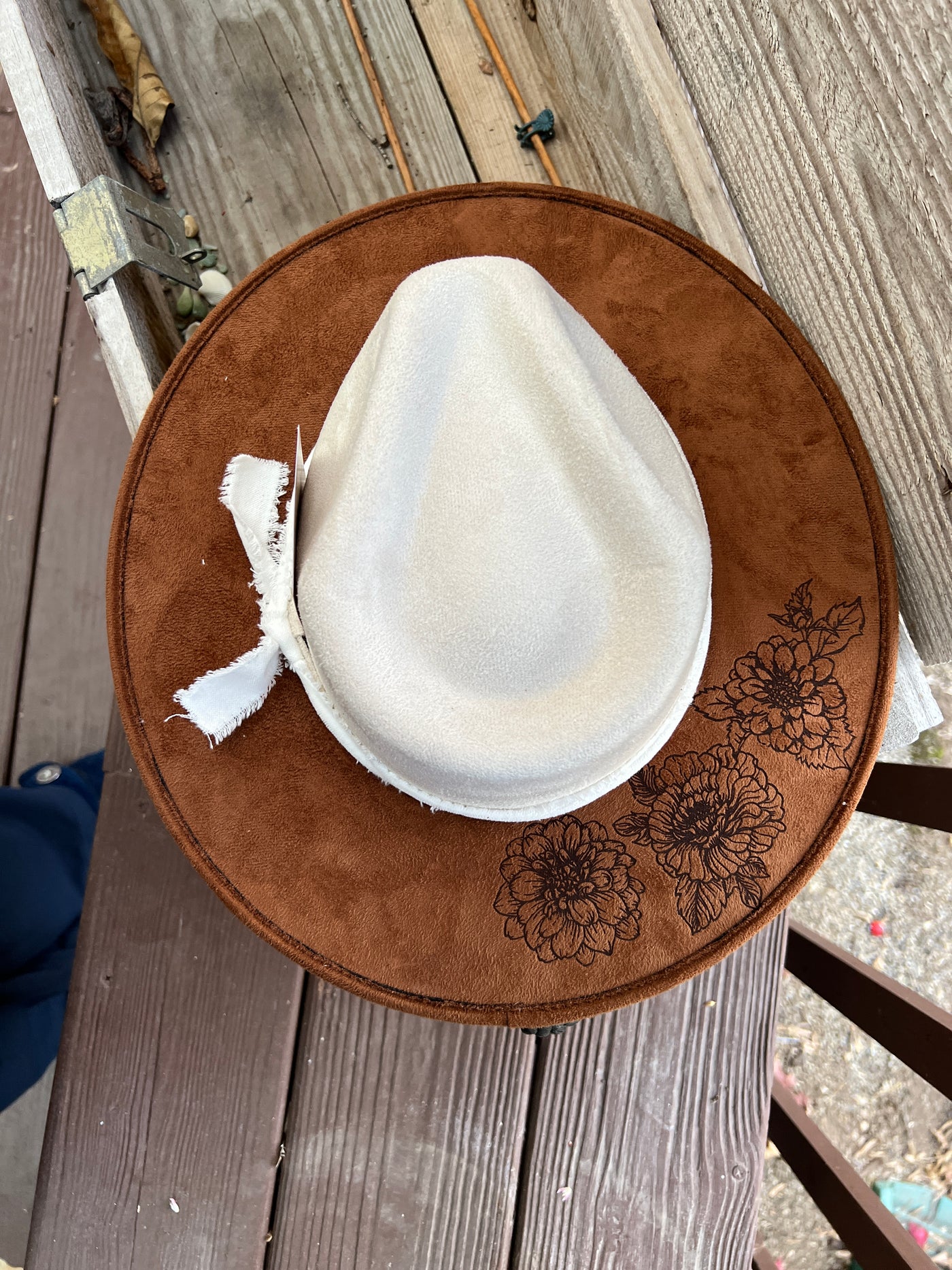 Two Tone Dahlia Rancher Hat