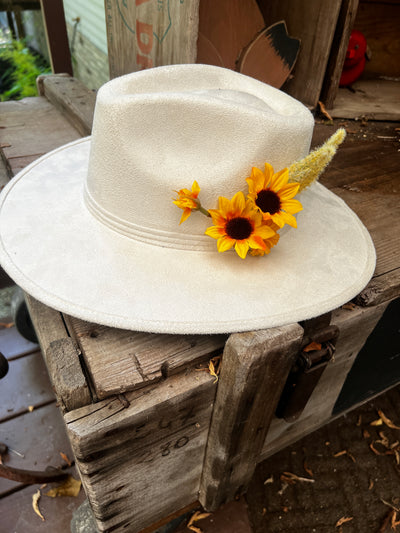 Ivory Painted Sunflower Hat