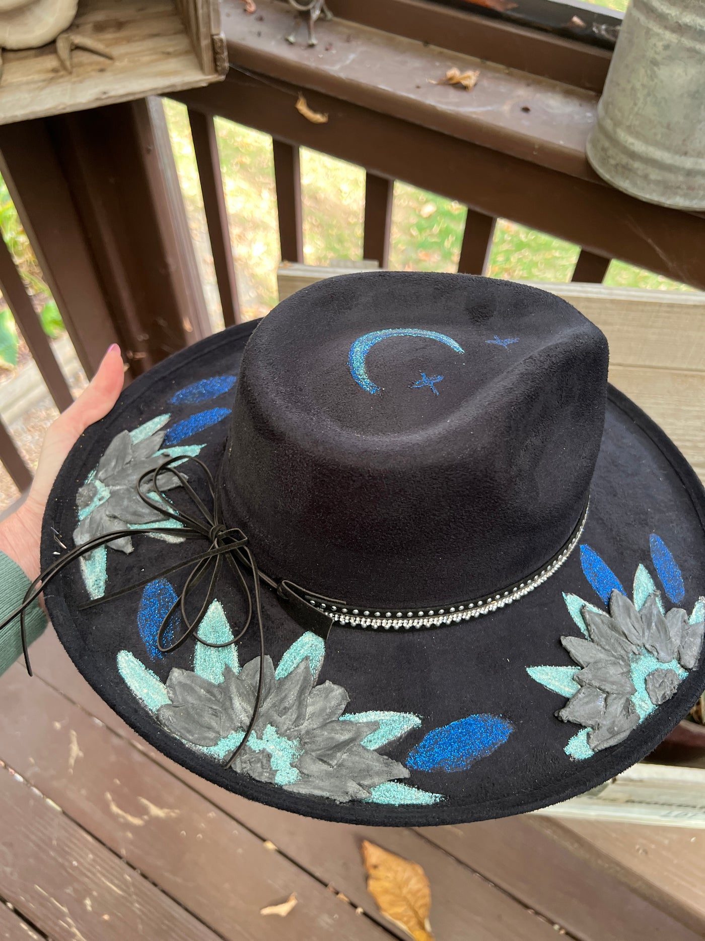 Black Pencil Brim Blue Floral Painted Hat