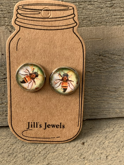 Vintage Bee Stud Earrings - Jill's Jewels | Unique, Handcrafted, Trendy, And Fun Jewelry